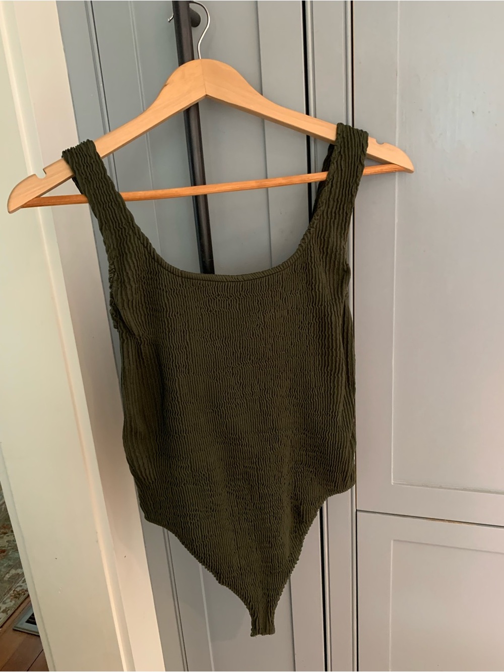 Vince Olive Textured Scoop-Neck Bodysuit